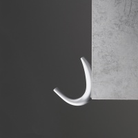 Крючок меб. однорожковый мет. SKY хром матовый AKS — купить мебельную фурнитуру в Санкт-Петербурге | AKS мебель
