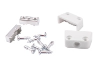 Трапециевидная стяжка белая (стяжка+пластик+1винт) (уп/1тыс.шт) AKS — купить мебельную фурнитуру в Санкт-Петербурге | AKS мебель
