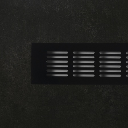 Решетка вентиляционная 480х60мм черная алюминий AKS — купить мебельную фурнитуру в Санкт-Петербурге | AKS мебель

