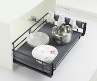 Выдвижная корзина 600 DARK LINE, черный AKS — купить мебельную фурнитуру в Санкт-Петербурге | AKS мебель
