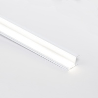 Профиль алюминиевый накладной/торцевой CAPELLA-3016W, с экраном, цвет белый, 2м (для 16 ДСП), AKS — купить мебельную фурнитуру в Санкт-Петербурге | AKS мебель
