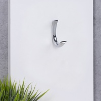 Крючок меб. однорожковый мет. SKY хром AKS — купить мебельную фурнитуру в Санкт-Петербурге | AKS мебель
